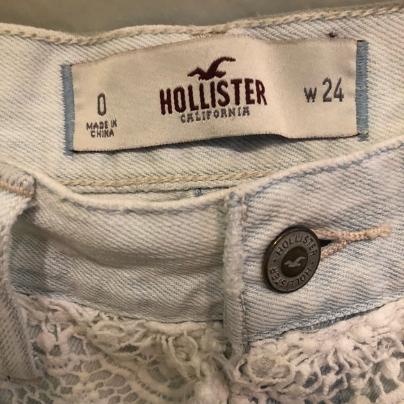 Hollister Lacy Jean Shorts - Picture 3 of 4